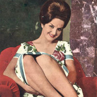Viroon Beshi Ay Del — Pouran cover art