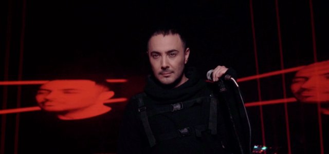 Khodeto Beresoon · Naser Zeynali