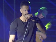 Sirvan Khosravi - Jaye Man Nisti (Live)