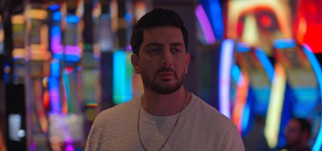Roz O Shab - Music Video by Farzad Farzin