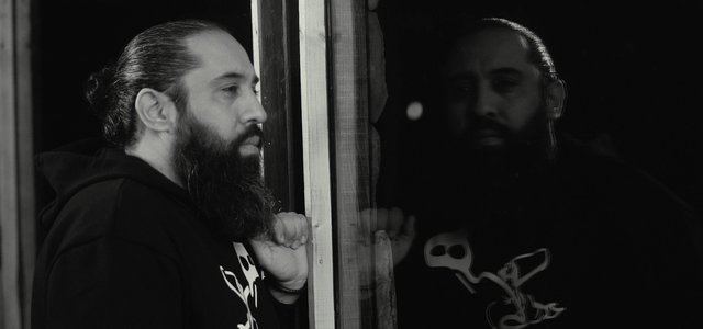 Pas Inam Az In · Roozbeh Nematollahi