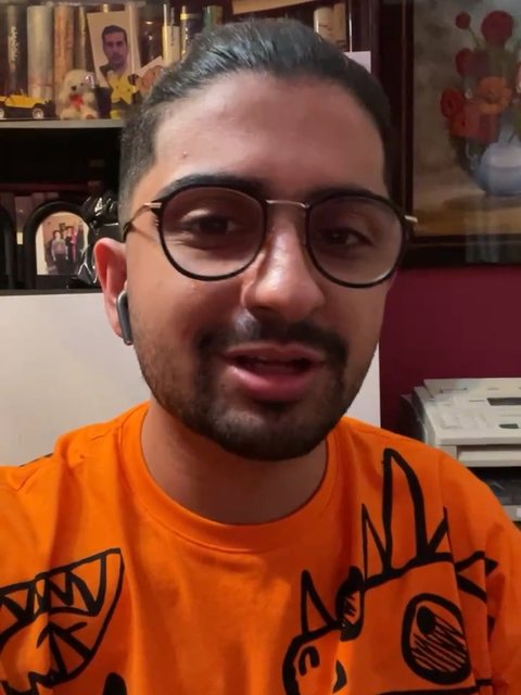 Divoonegi undefined Sirvan Khosravi