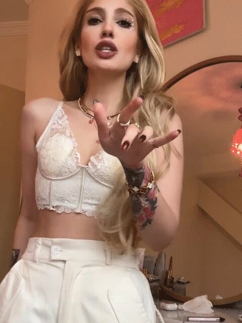 Ta Hamishe · Tik Taak